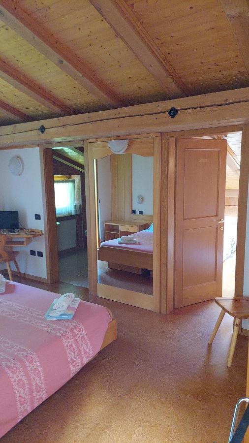 Albergo Scoiattolo Tret Luaran gambar